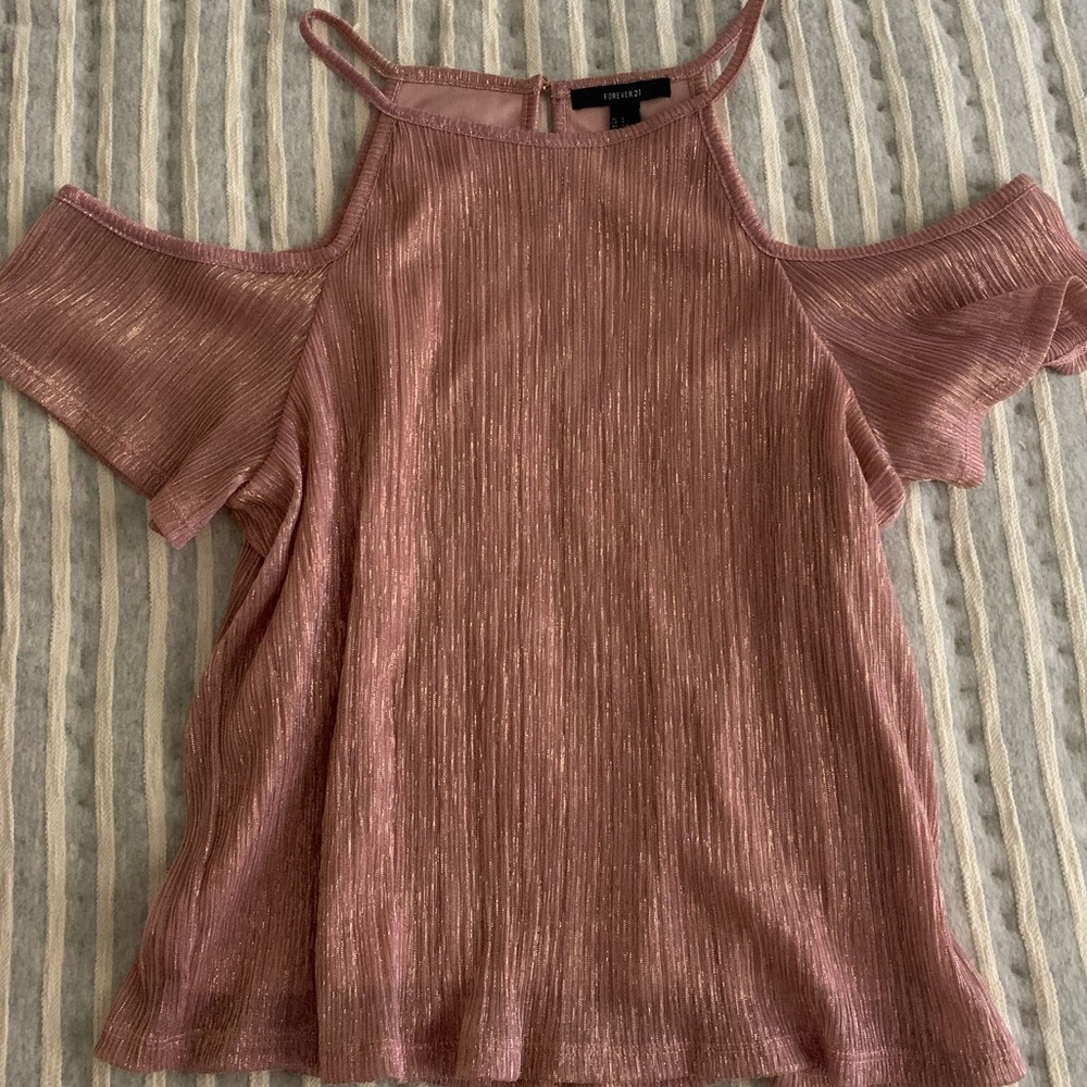 Cut out shoulder top